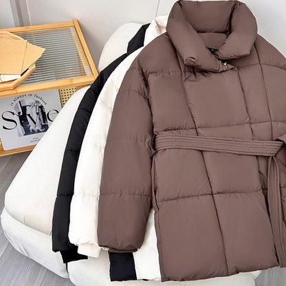 Manteau Hivral à Carreaux – Ceinture & Chaleur Élégante