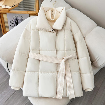 Manteau Hivral à Carreaux – Ceinture & Chaleur Élégante